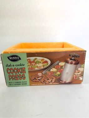 VTG Style Mirro Dial a Cookie Cookie Press